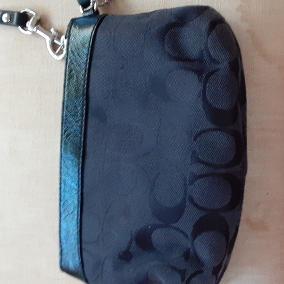 Coach wristlet material logo with black & gold placket & leather trim excellent - Picture 4 of 5